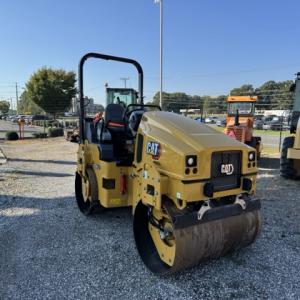 2023 Caterpillar CB4.0