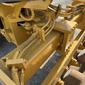 2011 Caterpillar CP44