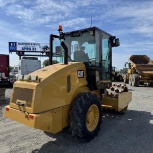 2011 Caterpillar CP44