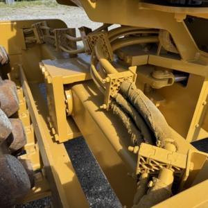 2011 Caterpillar CP44